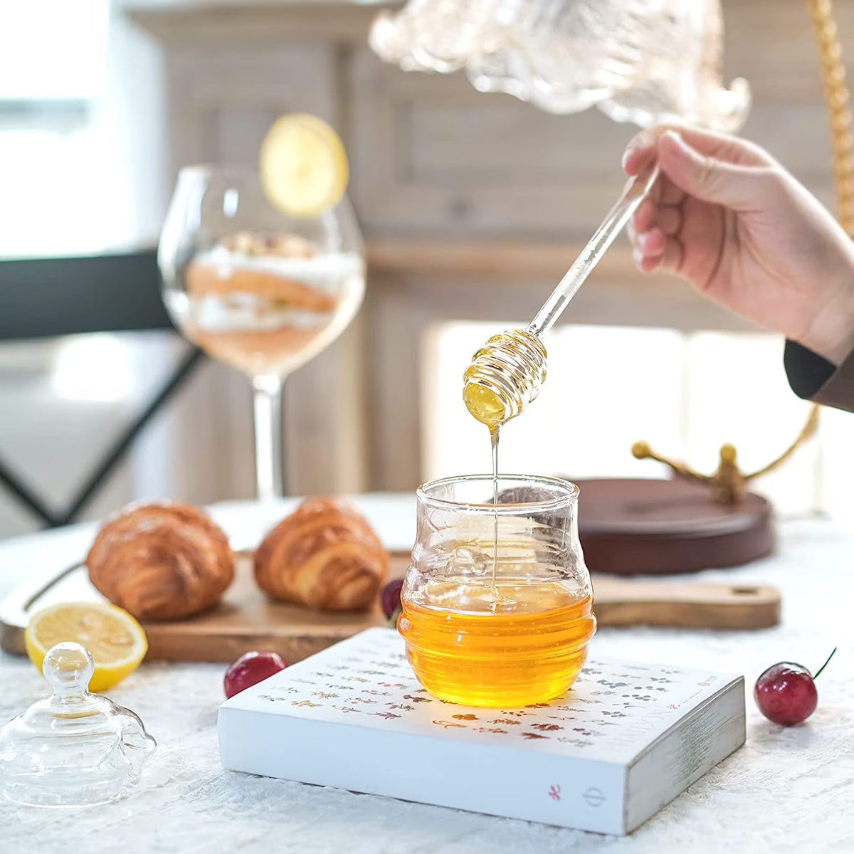 Clear Honey Jar with Dipper and Lid, 8.4 Oz Borosilicate Glass Beehive Honey Pot Container, Stylish Honey Dispenser for Home Kitchen, Store Honey, Syrup, and More
